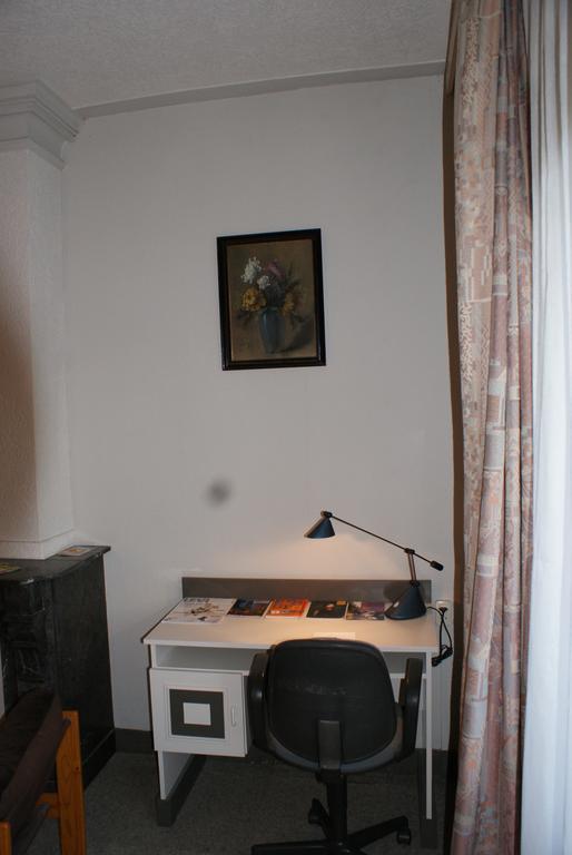 Hotel Domstad Utrecht Oda fotoğraf
