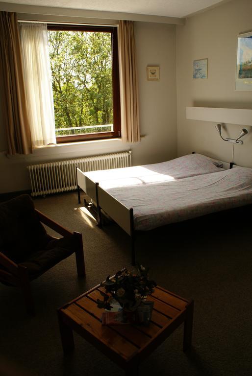 Hotel Domstad Utrecht Oda fotoğraf